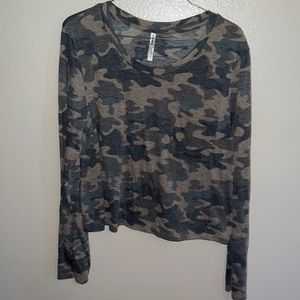 Tresics long sleeve top